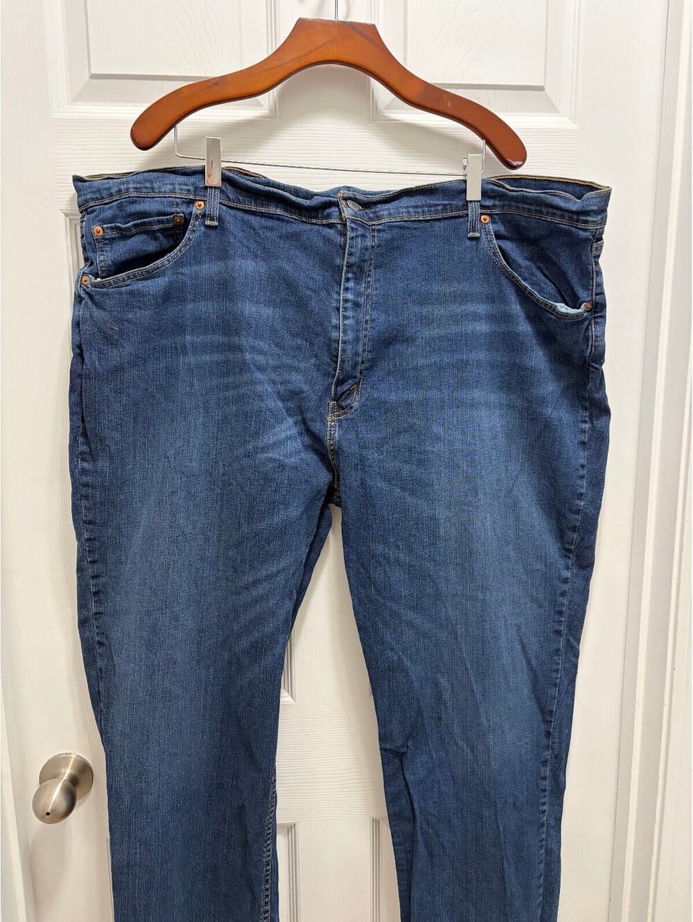 Levi's 559 Relaxed Straight Fit Jeans Size 48
